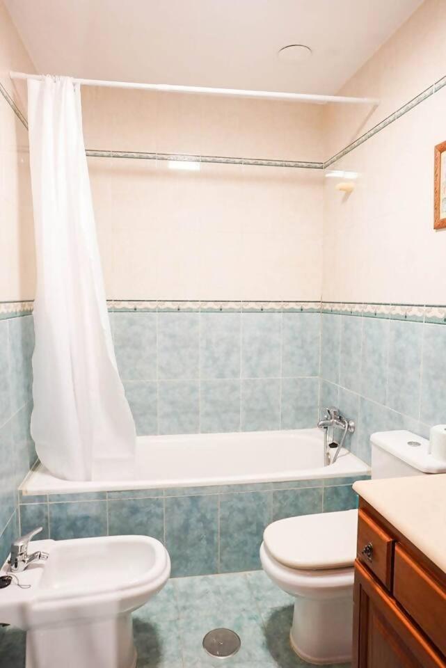 Amplia Casa En Granada Ideal Para Familias Maracena Bagian luar foto